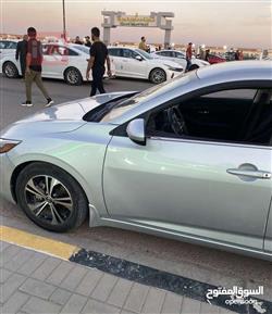 نیسان سێنترا